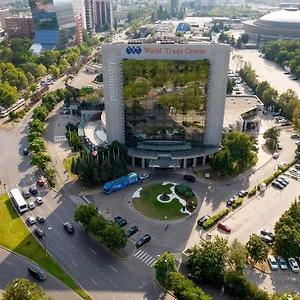 Szálloda Pullman World Trade Center, Bukarest