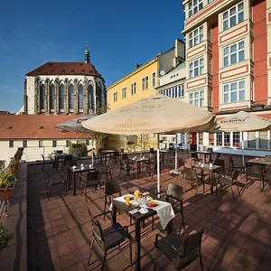 vizitați hotelul