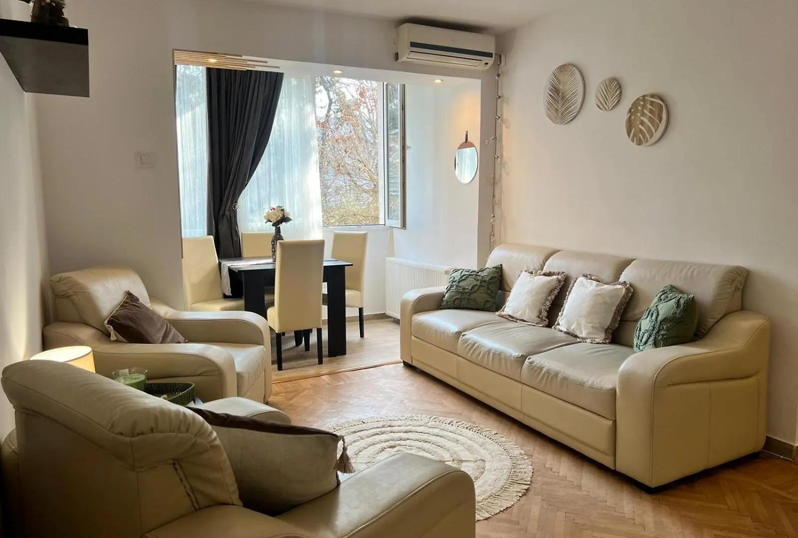 The House In The Park Bucharest Apartment 0*,  România